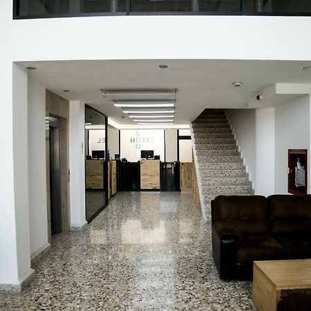 Booking 500 Monterrey Exterior photo